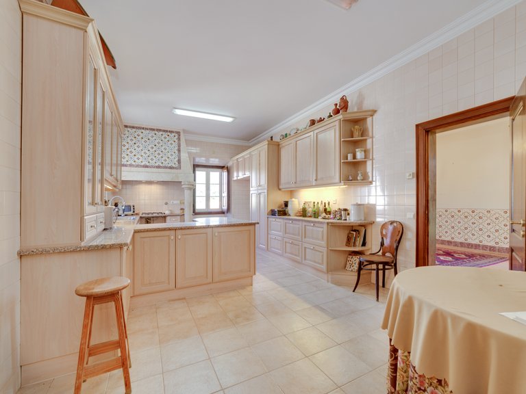 Country House for Sale in Cidade De Santarém, Santarém 12
