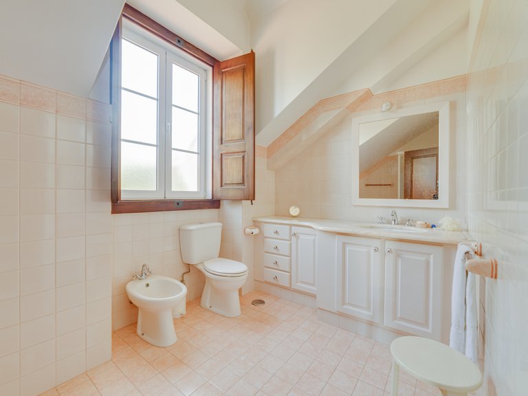 Country House for Sale in Cidade De Santarém, Santarém 32
