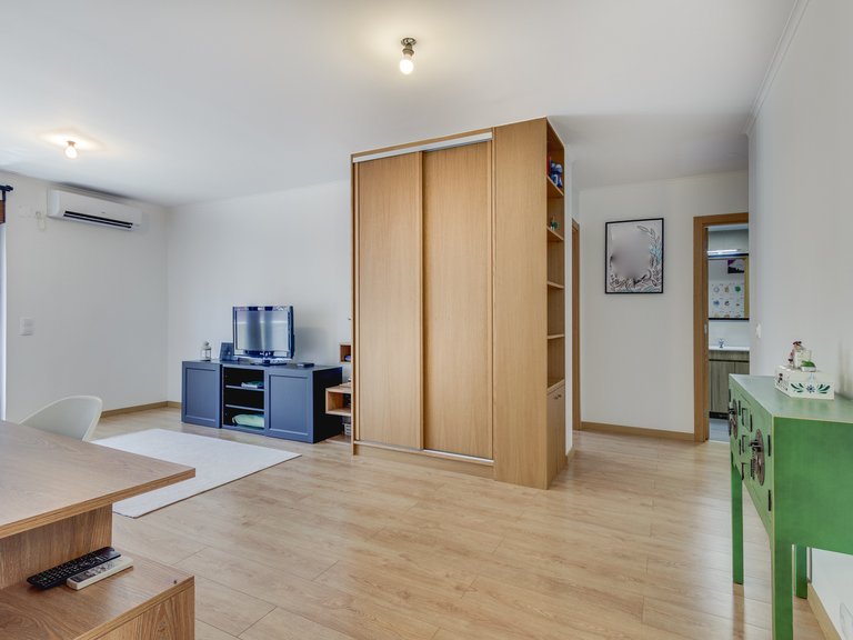 Apartment for Sale in Beato, Lisbon 9