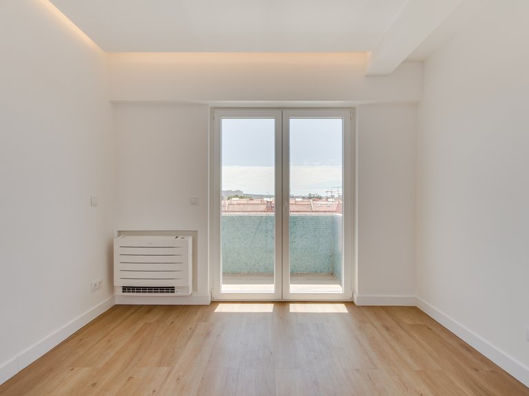 Apartment for Sale in Alvalade, Lisbon 7