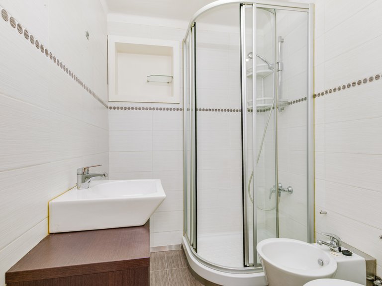 Apartment for Sale in São Domingos De Benfica, Lisbon 4