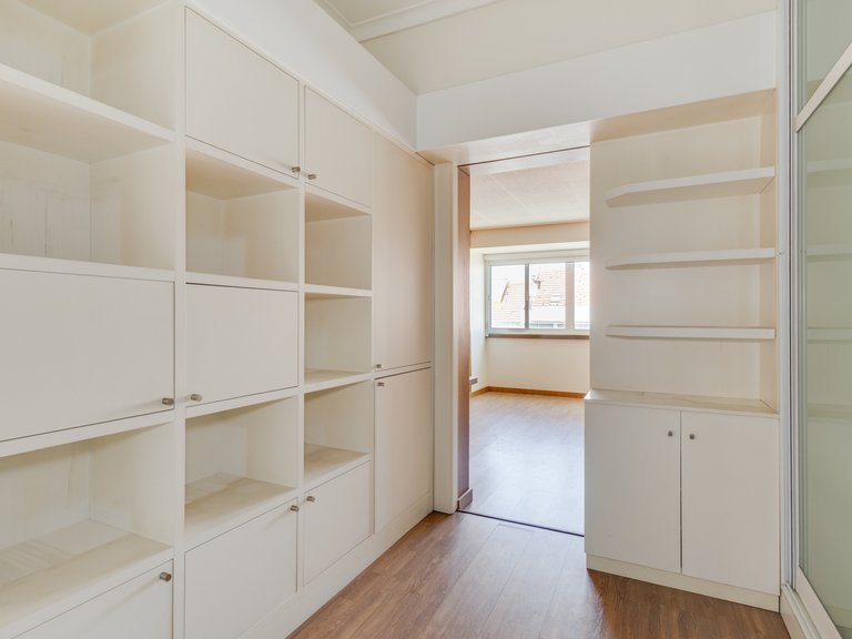 Apartment for Sale in São Domingos De Benfica, Lisbon 19