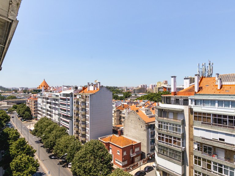 Apartment for Sale in São Domingos De Benfica, Lisbon 24