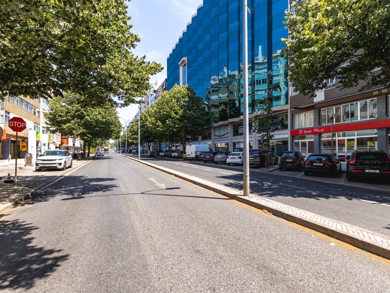 Apartment for Sale in São Domingos De Benfica, Lisbon 27