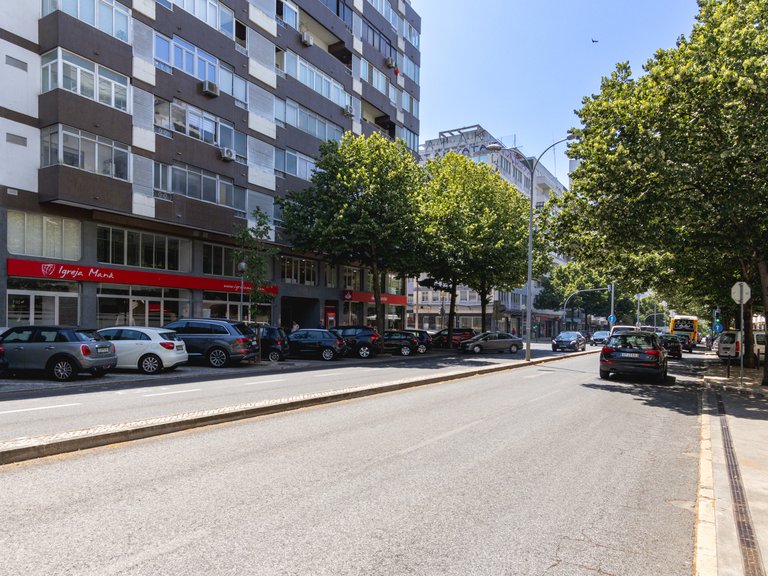 Apartment for Sale in São Domingos De Benfica, Lisbon 29