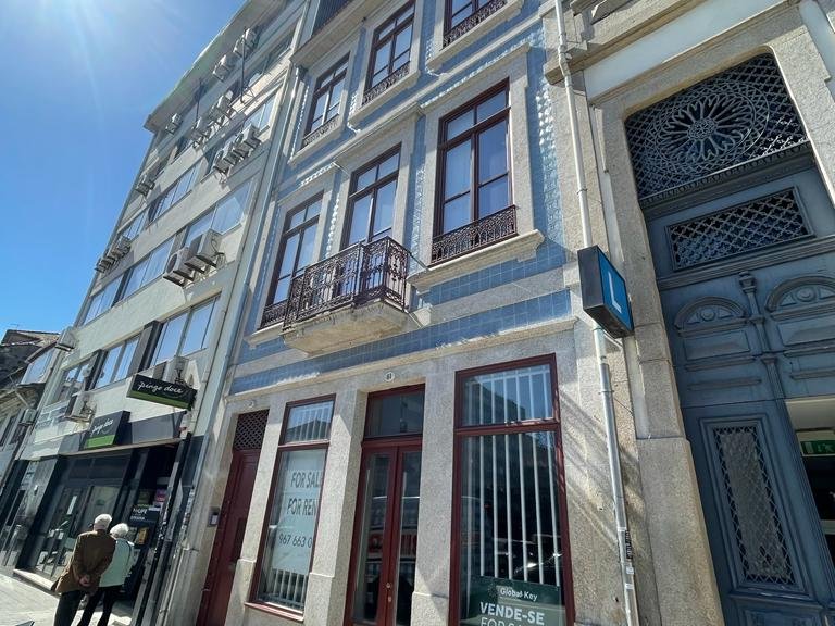 Commercial for Sale in Cedofeita, Santo Ildefonso, Sé, Miragaia, São Nicolau e Vitória, Porto, Porto 1