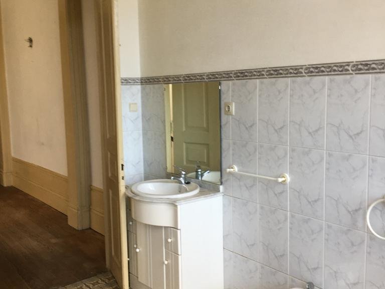 Commercial for Sale in Bonfim, Porto, Porto 6