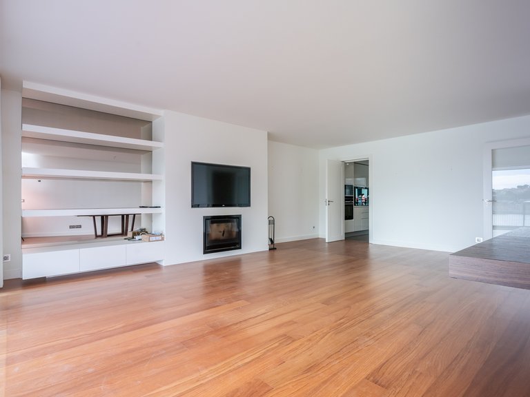 Apartment for Sale in Lordelo do Ouro e Massarelos, Porto, Porto 4