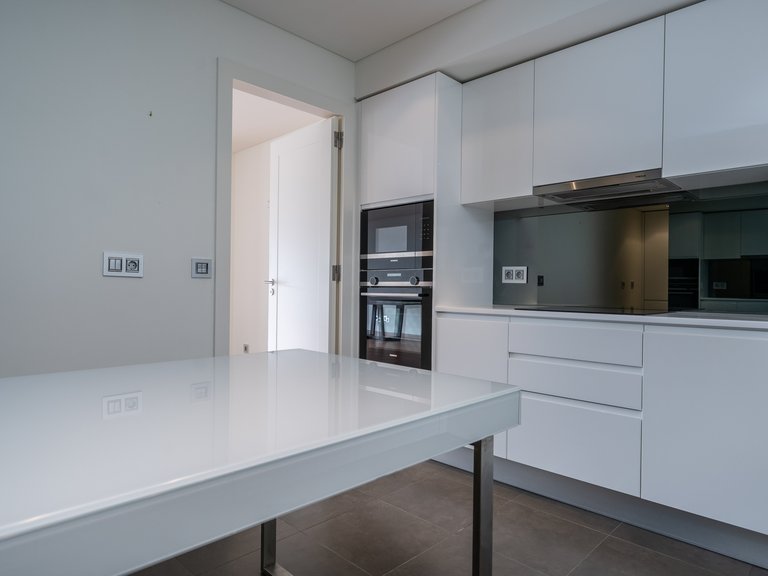 Apartment for Sale in Lordelo do Ouro e Massarelos, Porto, Porto 11
