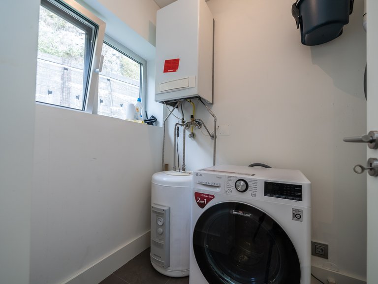 Apartment for Sale in Lordelo do Ouro e Massarelos, Porto, Porto 13