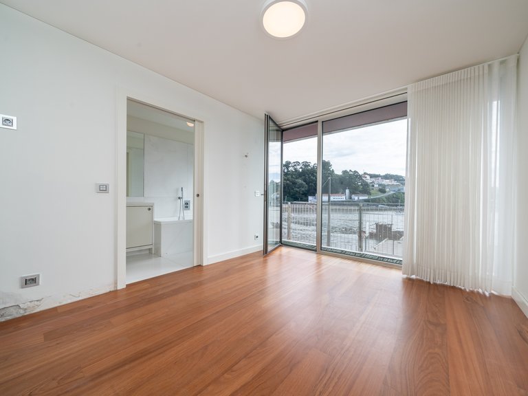 Apartment for Sale in Lordelo do Ouro e Massarelos, Porto, Porto 14