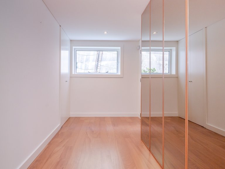 Apartment for Sale in Lordelo do Ouro e Massarelos, Porto, Porto 31