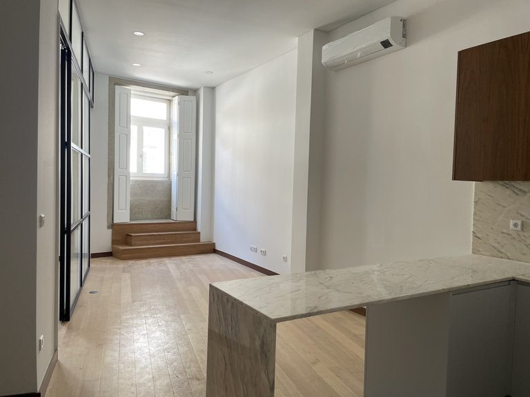 Apartment for Sale in Cedofeita, Santo Ildefonso, Sé, Miragaia, São Nicolau e Vitória, Porto, Porto 10
