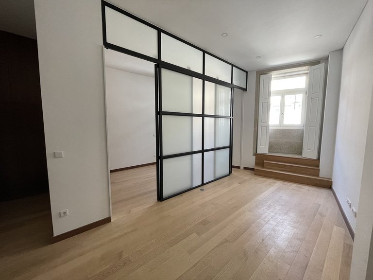 Apartment for Sale in Cedofeita, Santo Ildefonso, Sé, Miragaia, São Nicolau e Vitória, Porto, Porto 2