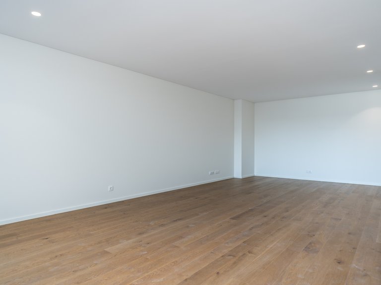 Apartment for Sale in Matosinhos e Leça da Palmeira, Matosinhos, Porto 6