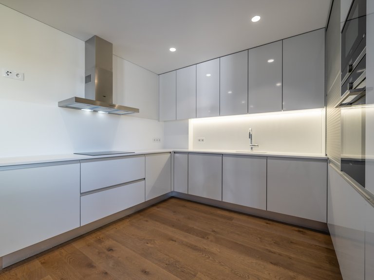 Apartment for Sale in Matosinhos e Leça da Palmeira, Matosinhos, Porto 10