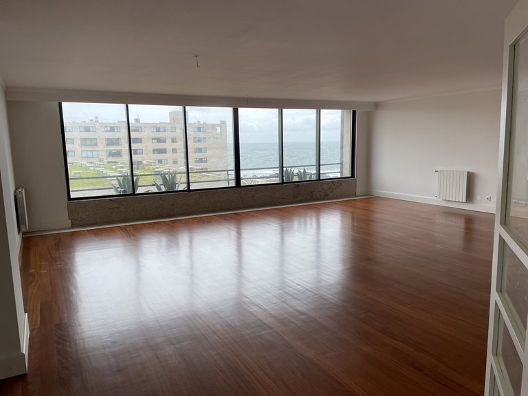 Apartment for Sale in Matosinhos e Leça da Palmeira, Matosinhos, Porto 3
