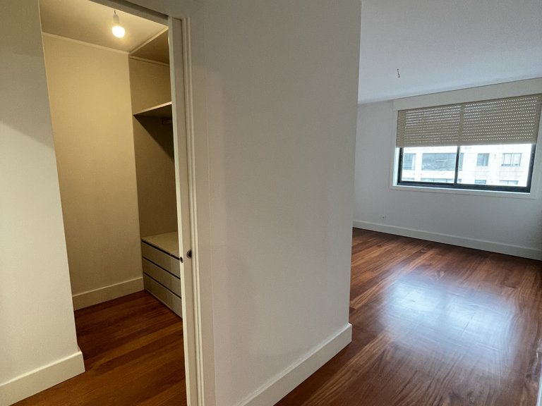 Apartment for Sale in Matosinhos e Leça da Palmeira, Matosinhos, Porto 11