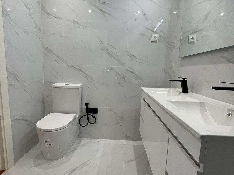 Apartment for Sale in Matosinhos e Leça da Palmeira, Matosinhos, Porto 14