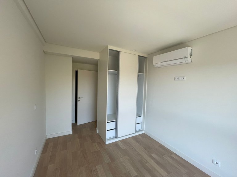 Apartment for Sale in Cedofeita, Santo Ildefonso, Sé, Miragaia, São Nicolau e Vitória, Porto, Porto 10