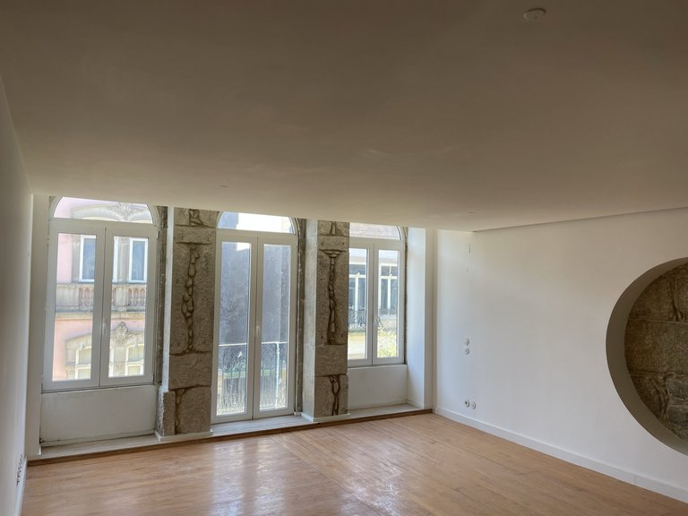 Commercial for Sale in Cedofeita, Santo Ildefonso, Sé, Miragaia, São Nicolau e Vitória, Porto, Porto 3
