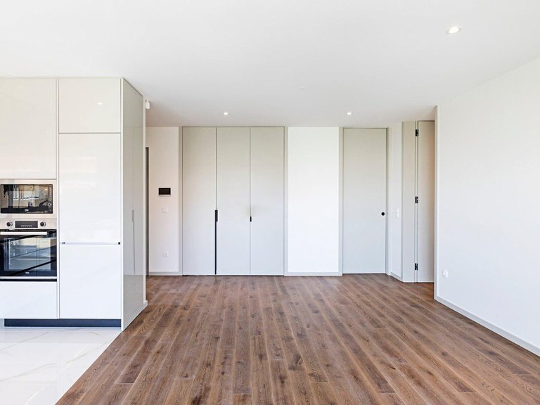 Apartment for Sale in Espinho, Aveiro 7