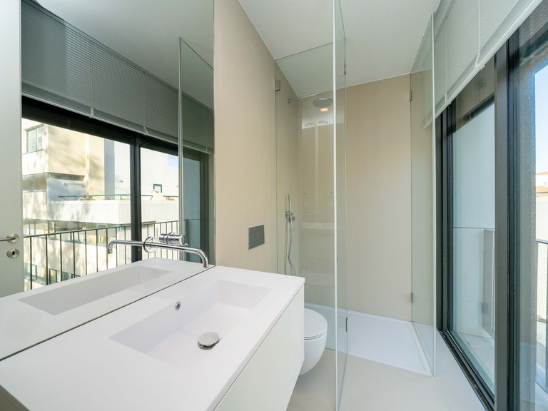 Apartment for Sale in Aldoar, Foz do Douro e Nevogilde, Porto, Porto 23