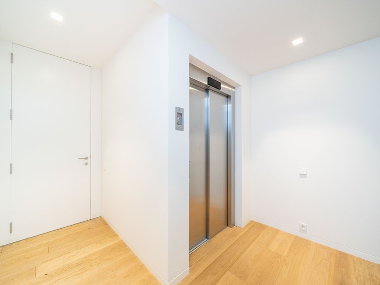 Apartment for Sale in Aldoar, Foz do Douro e Nevogilde, Porto, Porto 35