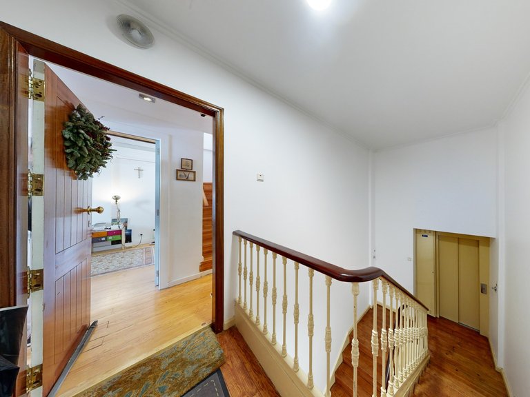 Apartment for Sale in Santo António, Lisboa, Lisbon 2