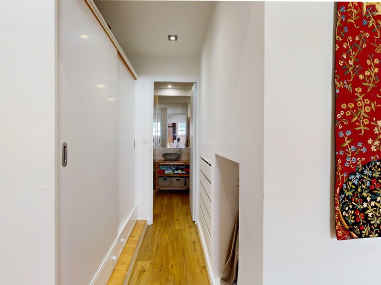 Apartment for Sale in Santo António, Lisboa, Lisbon 19