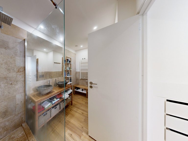 Apartment for Sale in Santo António, Lisboa, Lisbon 25