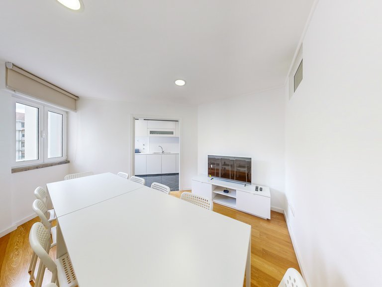 Apartment for Sale in Avenidas Novas, Lisboa, Lisbon 2