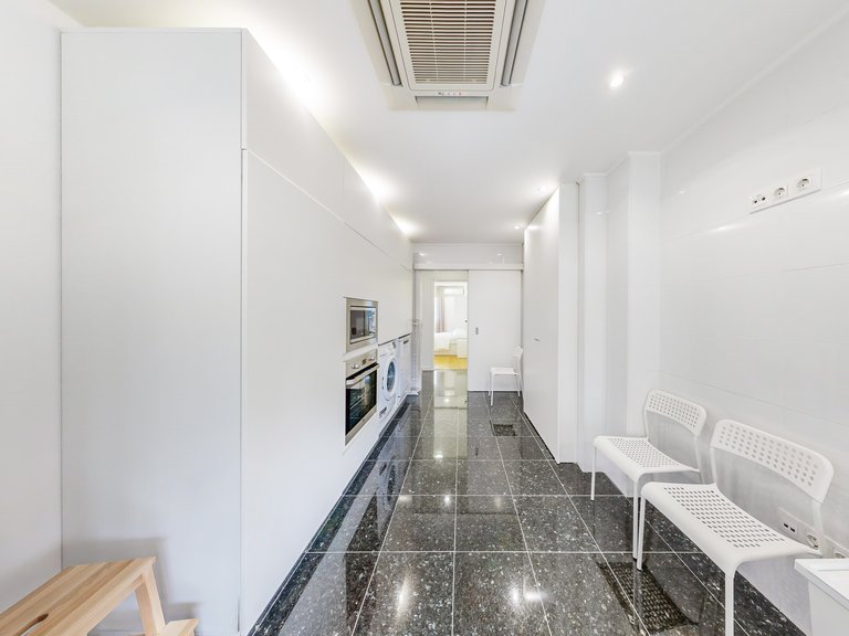 Apartment for Sale in Avenidas Novas, Lisboa, Lisbon 6