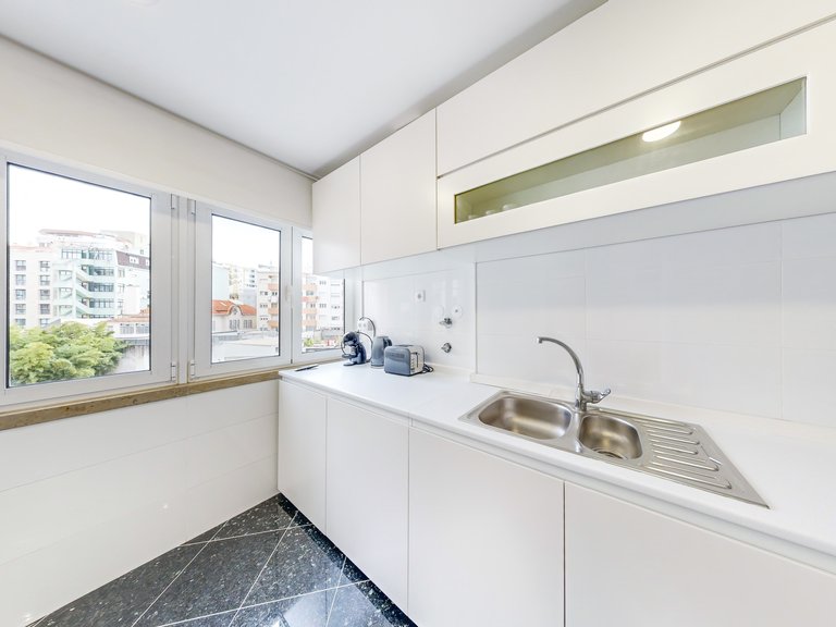 Apartment for Sale in Avenidas Novas, Lisboa, Lisbon 8