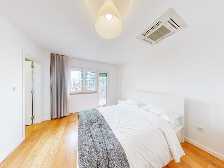 Apartment for Sale in Avenidas Novas, Lisboa, Lisbon 18
