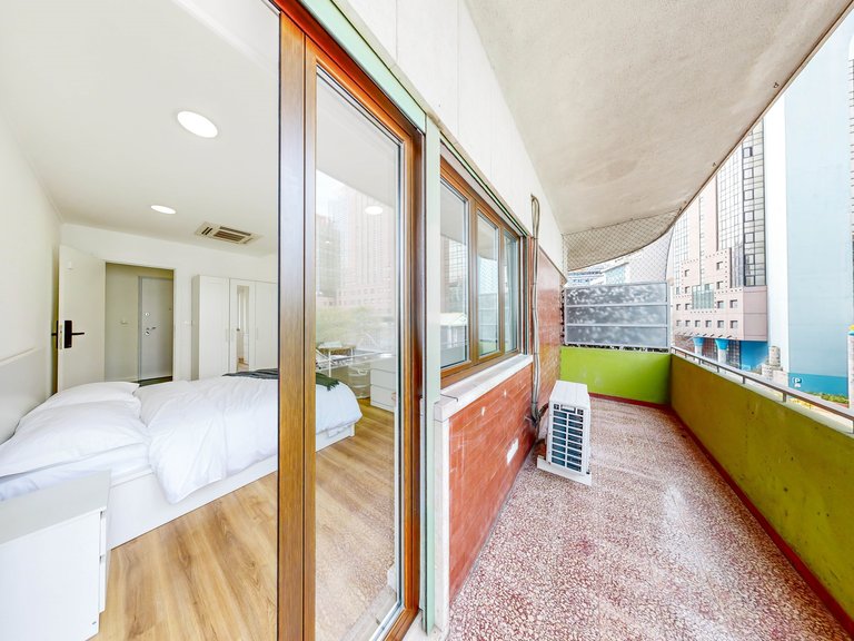Apartment for Sale in Avenidas Novas, Lisboa, Lisbon 28