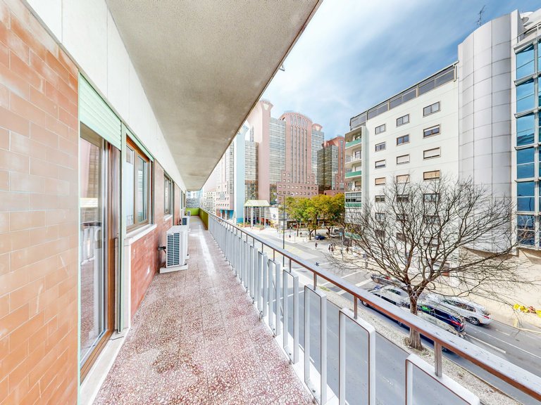 Apartment for Sale in Avenidas Novas, Lisboa, Lisbon 29
