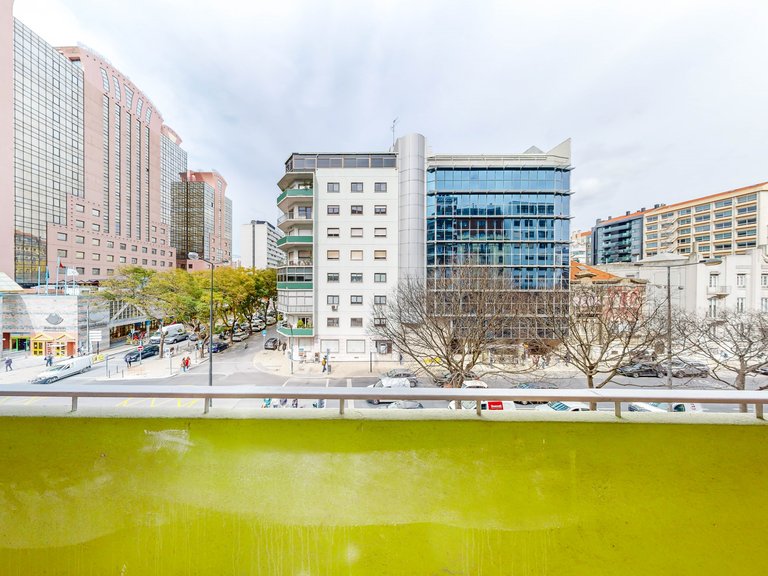 Apartment for Sale in Avenidas Novas, Lisboa, Lisbon 33