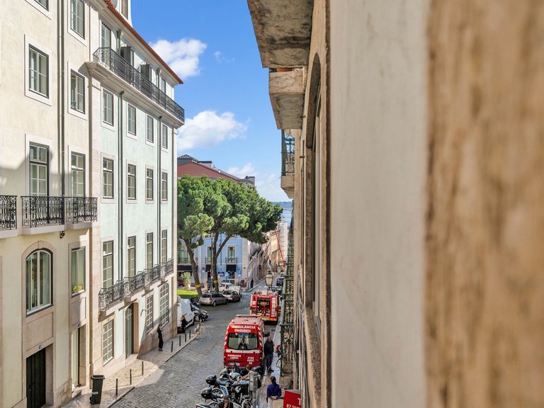 Apartment for Sale in Misericórdia, Lisboa, Lisbon 10