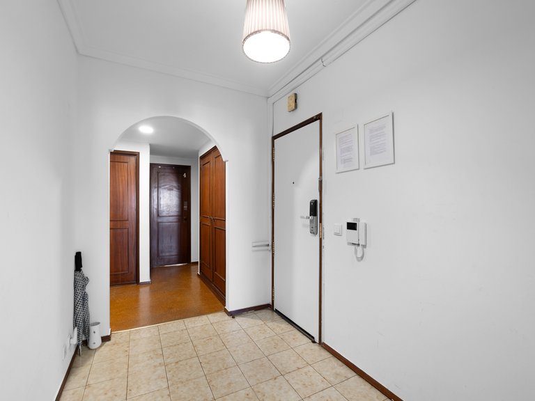 Apartment for Sale in Alvalade, Lisboa, Lisbon 8