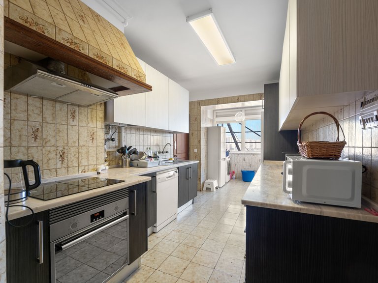 Apartment for Sale in Alvalade, Lisboa, Lisbon 10