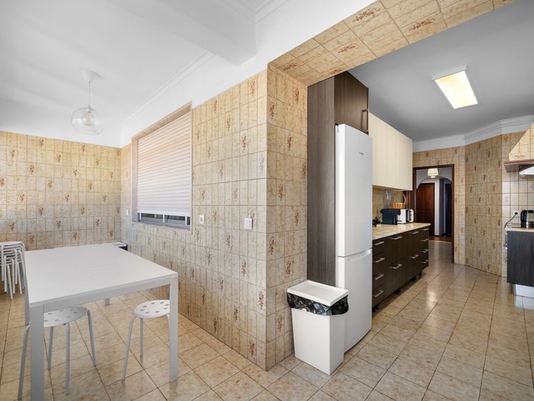 Apartment for Sale in Alvalade, Lisboa, Lisbon 11