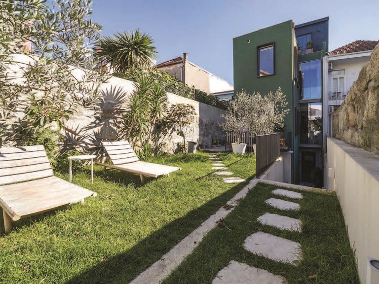 Commercial for Sale in Bonfim, Porto, Porto 45