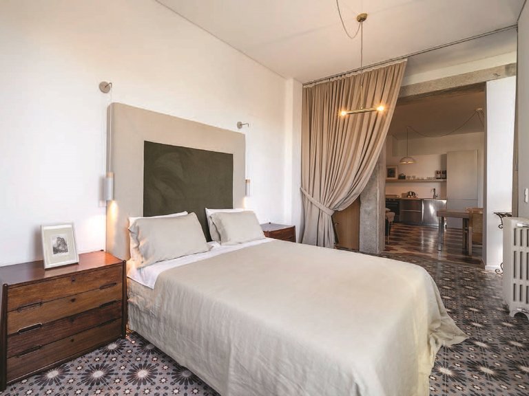 Commercial for Sale in Bonfim, Porto, Porto 27