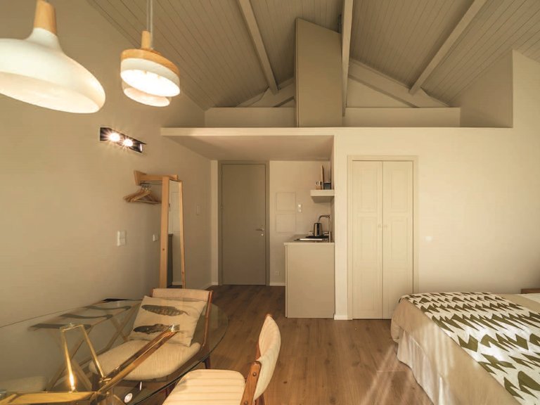 Commercial for Sale in Bonfim, Porto, Porto 34