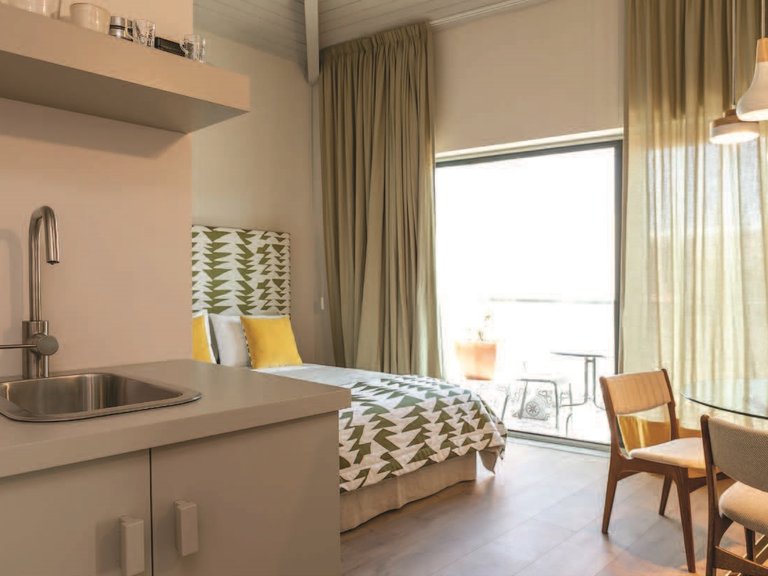 Commercial for Sale in Bonfim, Porto, Porto 35
