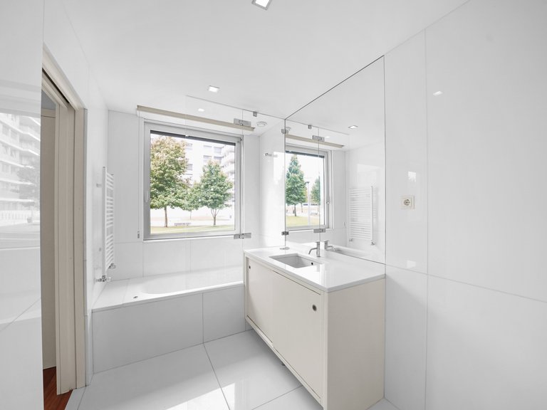 Apartment for Sale in Matosinhos e Leça da Palmeira, Matosinhos, Porto 6