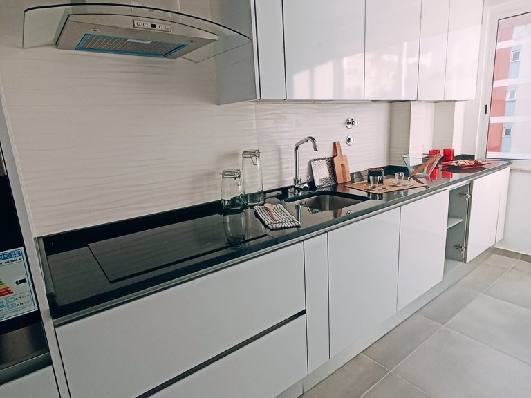 Apartment for Sale in São Domingos de Benfica, Lisboa, Lisbon 9