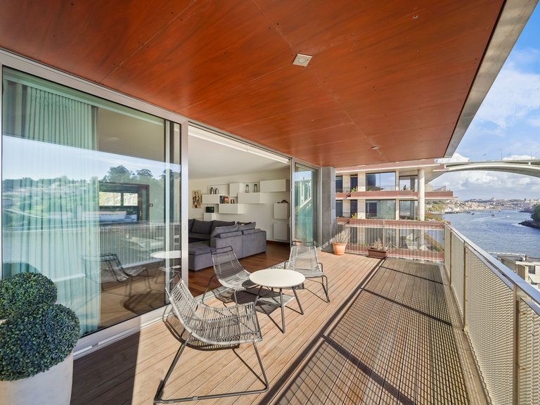 Apartment for Sale in Lordelo do Ouro e Massarelos, Porto, Porto 2