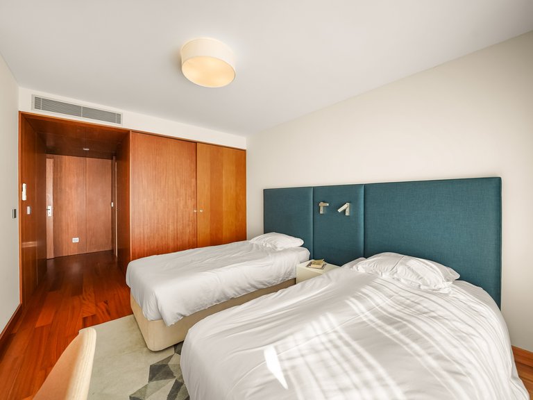 Apartment for Sale in Lordelo do Ouro e Massarelos, Porto, Porto 32